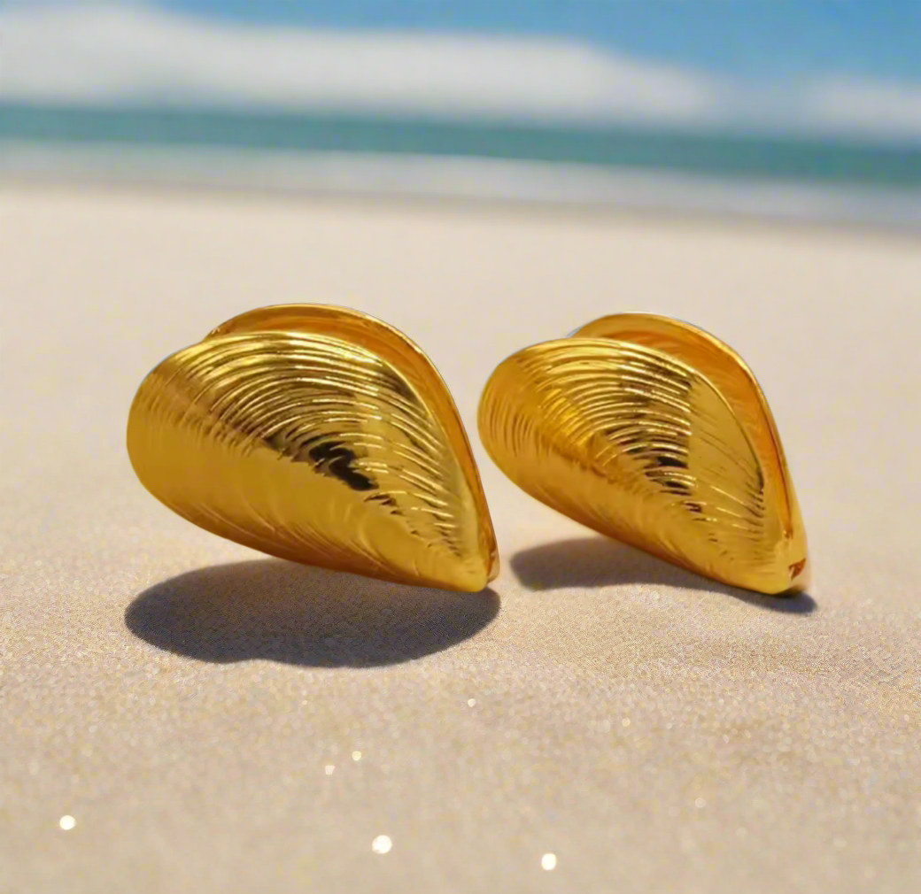 ORO CONCHA EARRINGS