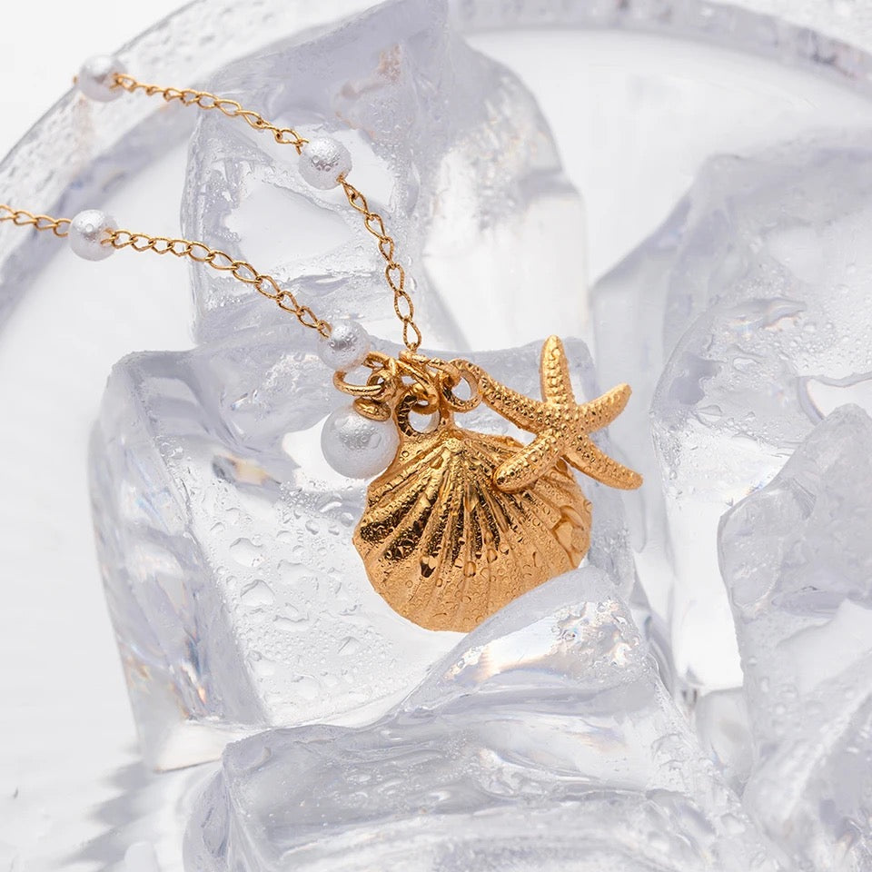 ISLA NECKLACE