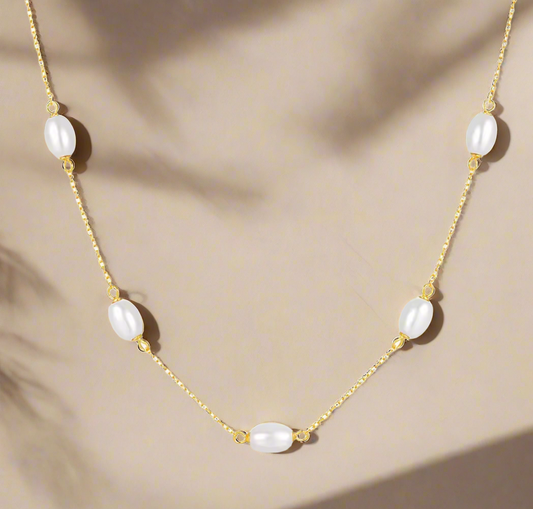 FRESHWATER PEARLS NECKLACE