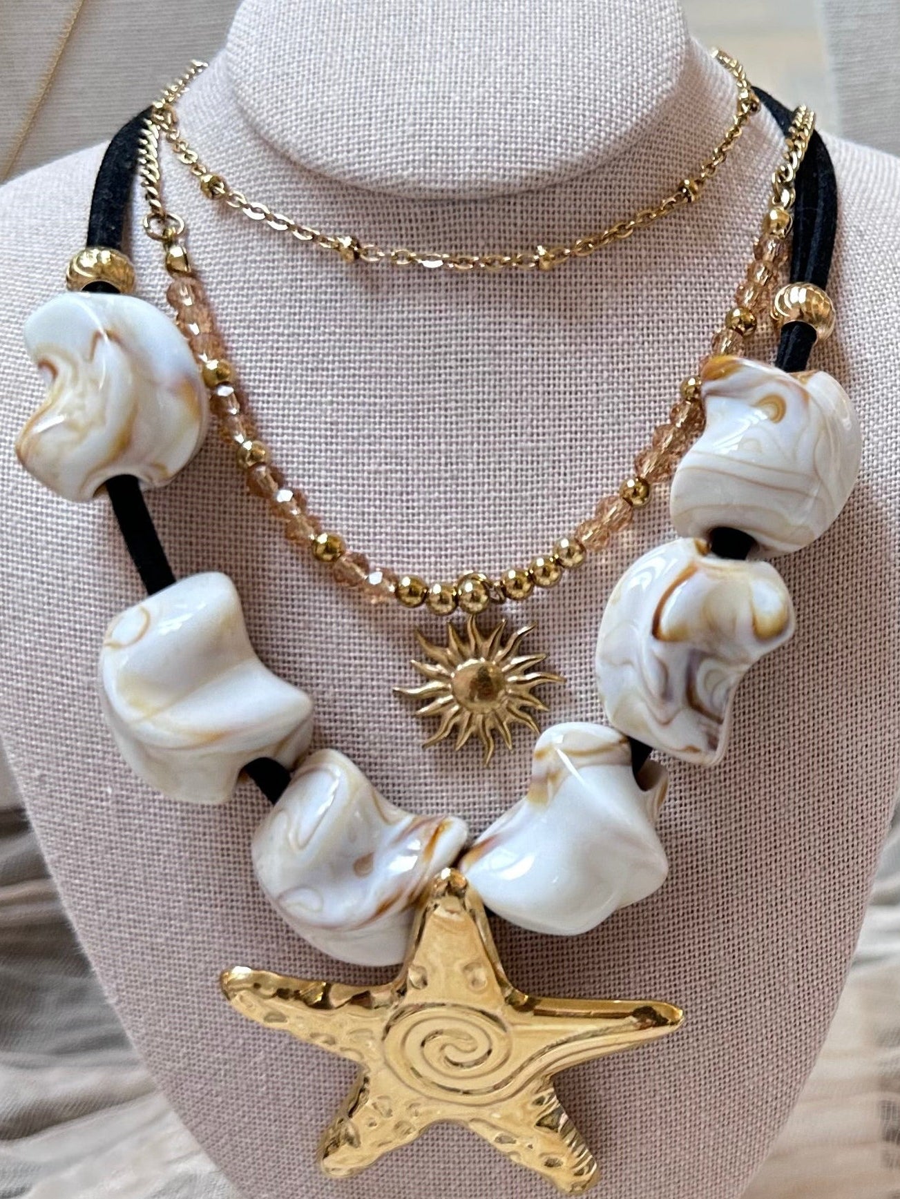 SOLEIL NECKLACE