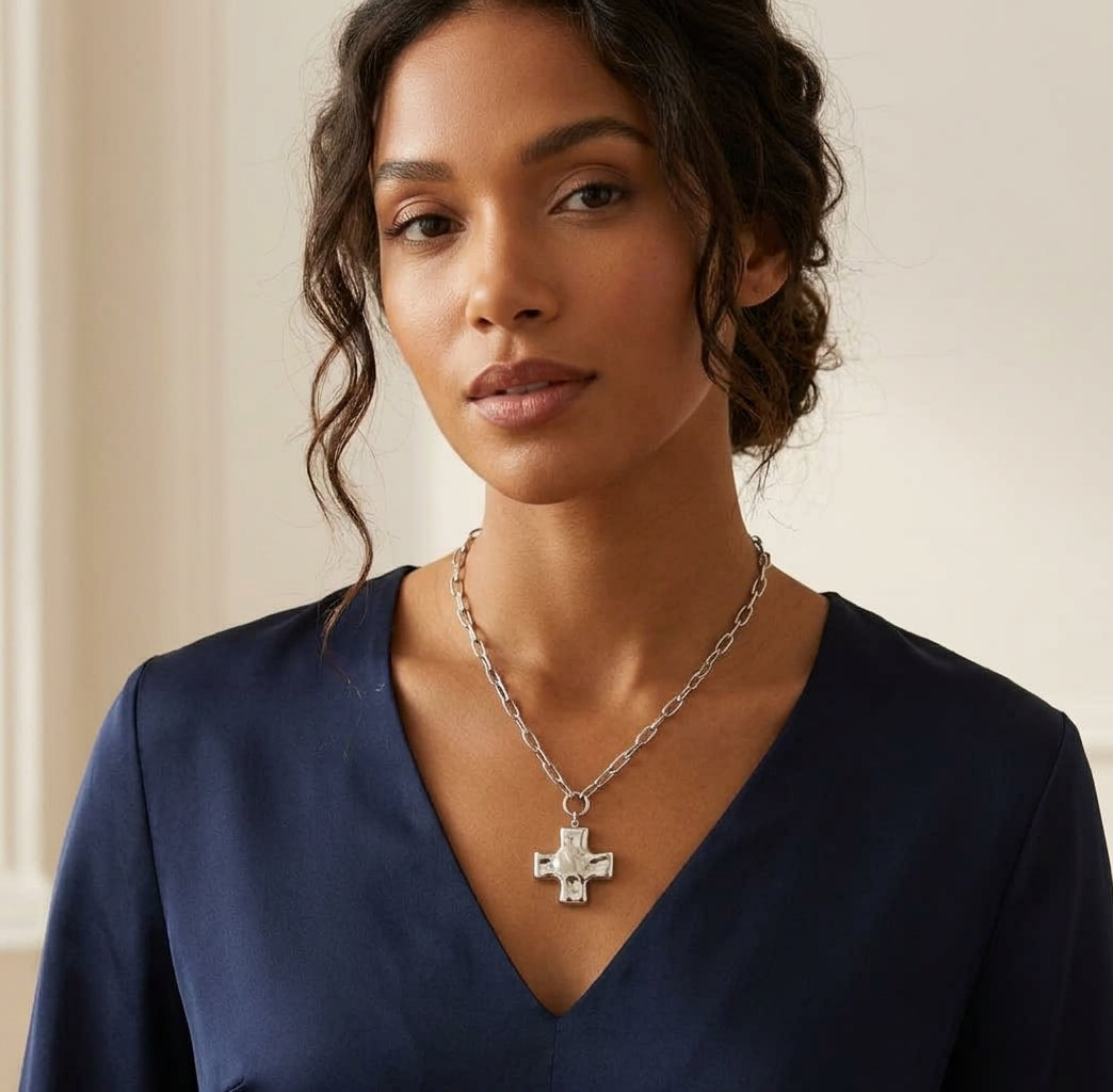 EVE RUSTIC CROSS