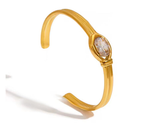 GOLDIE BANGLE